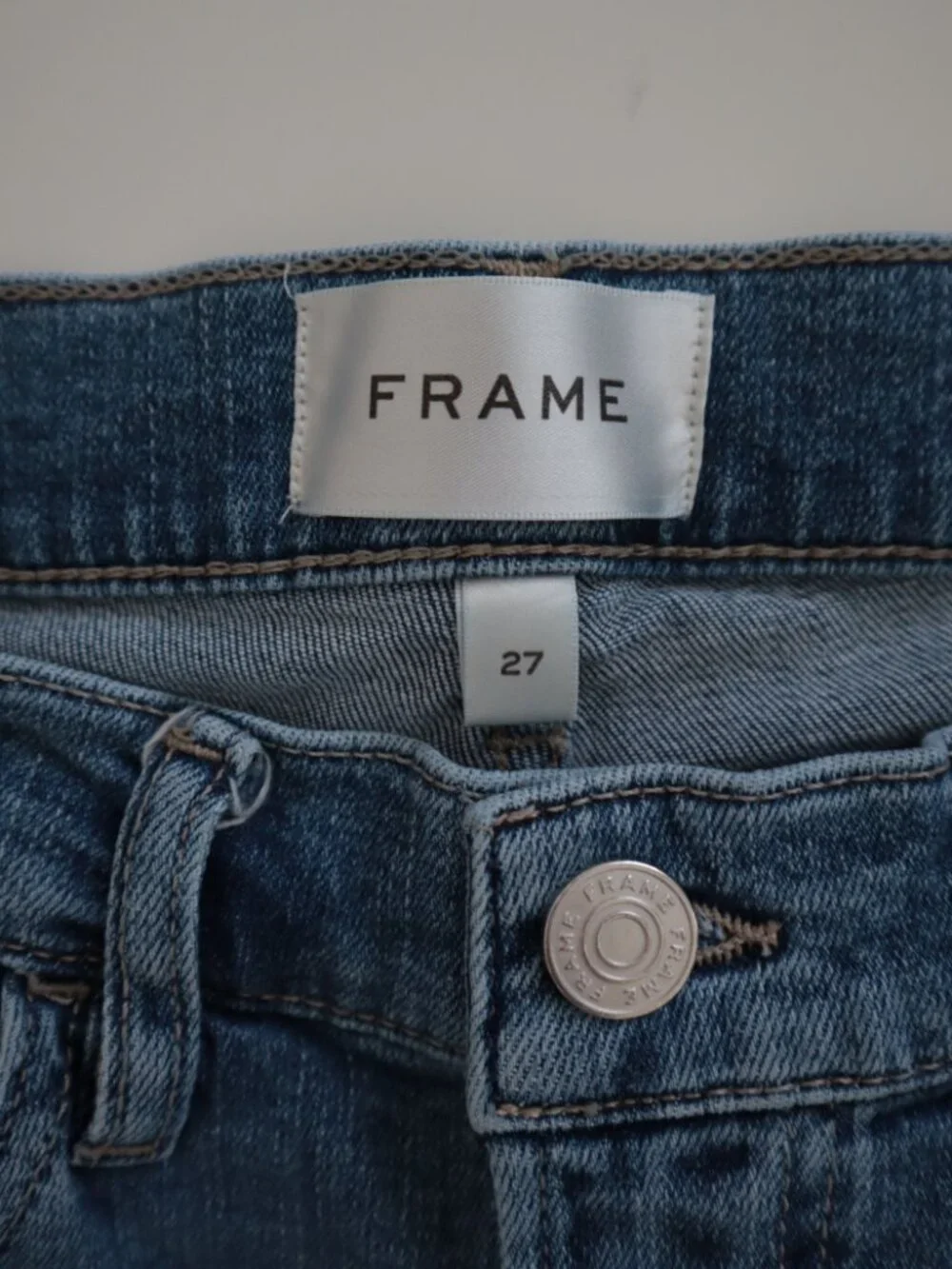 FRAME Le Garcon Jeans in Daphne Blue | 27 - Picture 4 of 7